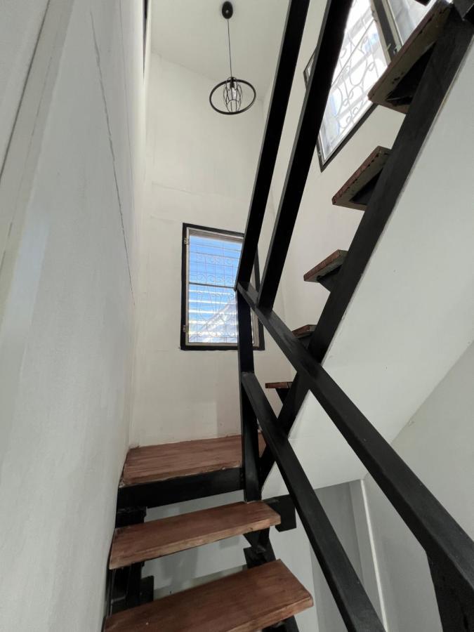 Udon House Apartment Udon Thani Bagian luar foto