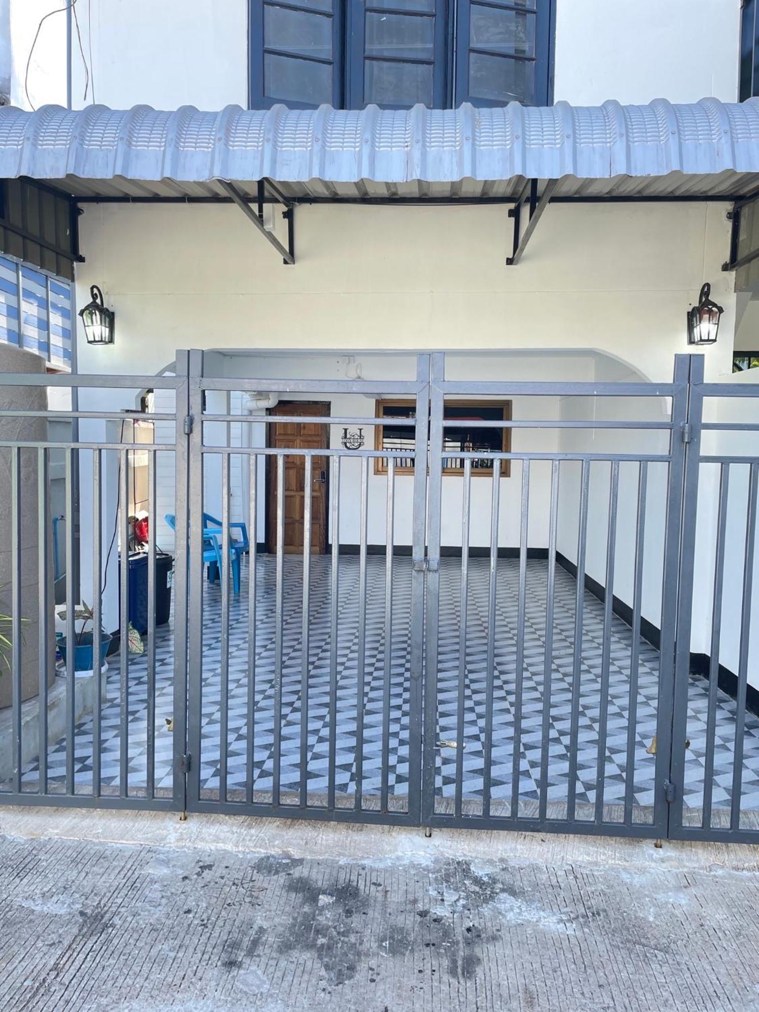 Udon House Apartment Udon Thani Bagian luar foto